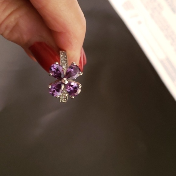 Amethyst Flower Shaped Costume Ring 7.5 - Picture 5 of 9